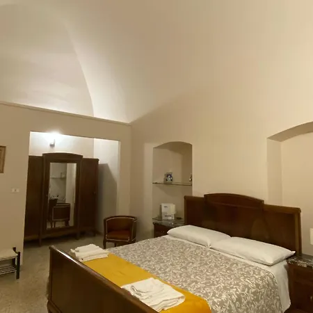Casa Catalano Bed & Breakfast